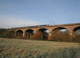 Photographing the Wharncliffe Railway Viaduct