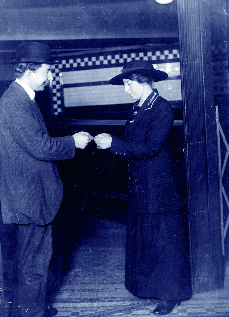 Checking tickets at Maida Vale station. ©TfL from the London Transport Museum collection