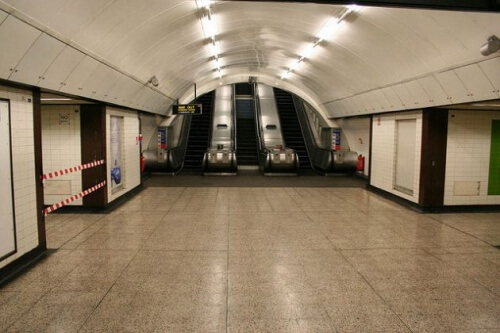 charing-cross-underground-station-abandoned-5