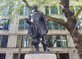 London Public Art: Statue of Captain John Smith