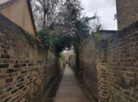London’s Alleys: Patten Alley, TW10
