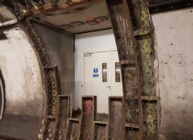 A mysterious door appears at Bank tube station
