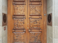Walter Gilbert’s ornate mahogany doors at 32 Cornhill