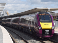 Express train service linking London to Luton Airport