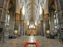 Westminster Abbey lifts its ban on photography