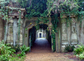 Highgate Cemetery will be open to visit between Christmas and New Year