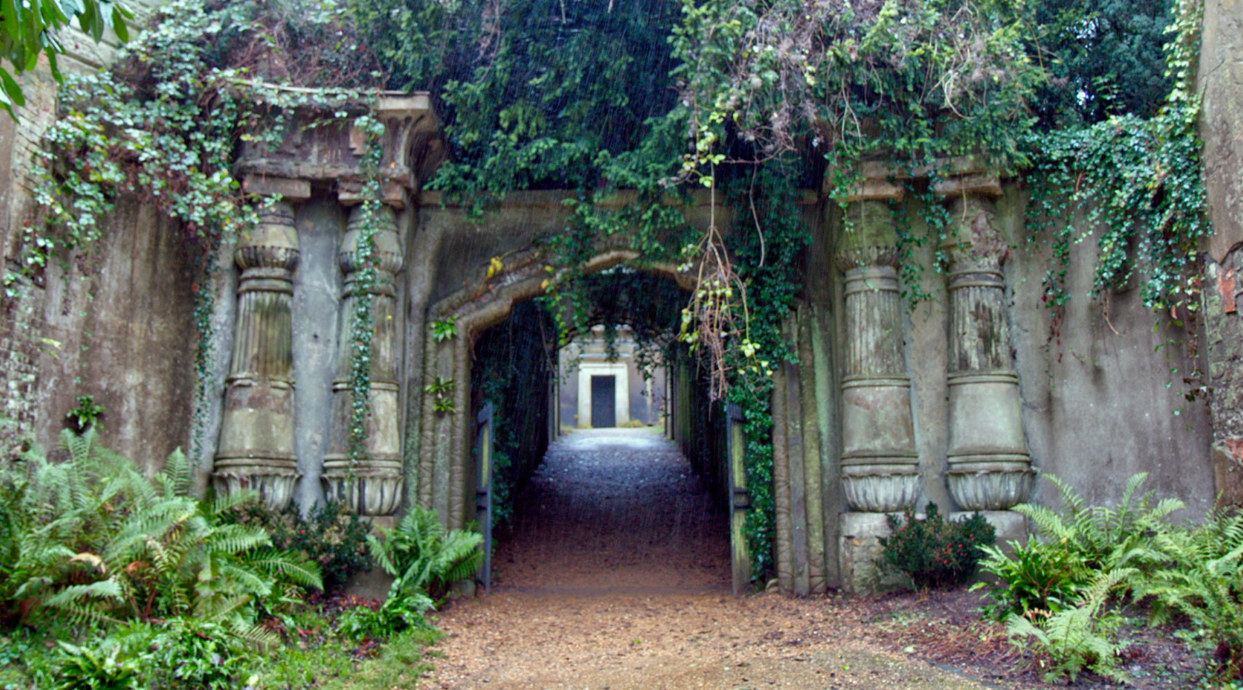 Highgate Cemetery will be open to visit between Christmas and New Year