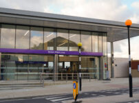 Acton Main Line station goes step-free with new ticket office
