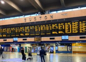 Sign Language announcements at Euston station