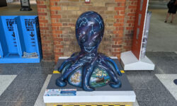 There’s an octopus at Liverpool Street station