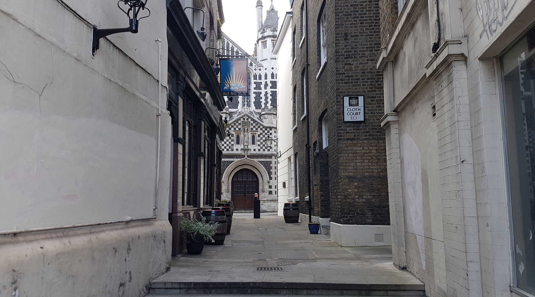 London's Alleys: Rising Sun Court, EC1