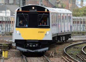 Battery train trials will proceed in west London as GWR buys Vivarail