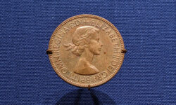 British Museum shows off the first coin portrait of The Queen