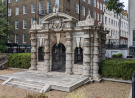Embankment’s 400-year old York Water Gate