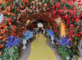 For one week only – Chelsea and Belgravia streets filled with a free flower show