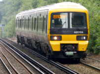 Southeastern announces extra trains to the coast for the summer holidays