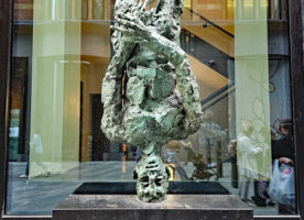 London’s Public Art: The Reflection sculpture by David Breuer-Weil