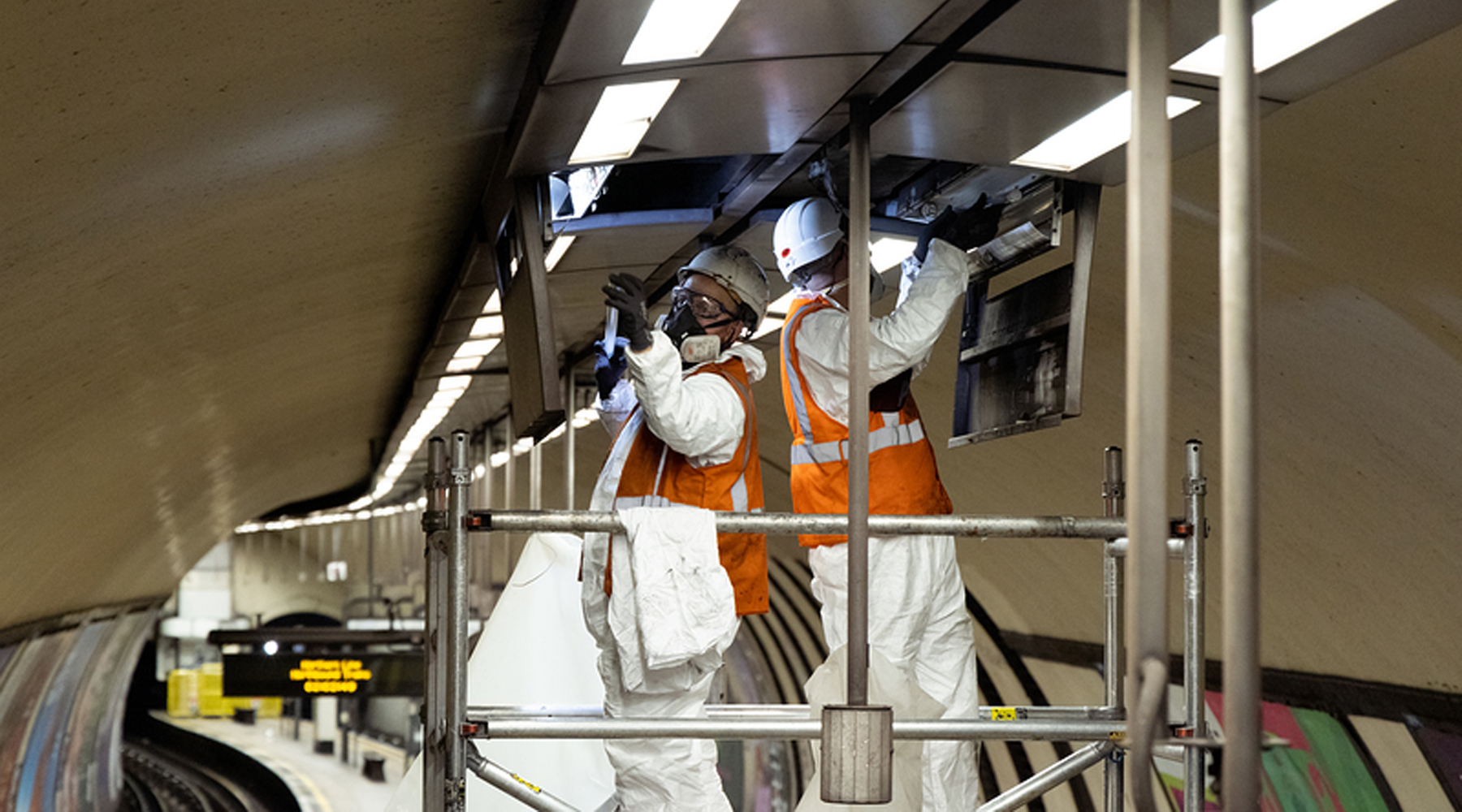 LED lighting upgrade works at Oxford Circus station completed