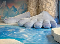 Sit on some giant Yeti feet in Covent Garden