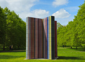 Stripy arty tower appears in Hyde Park