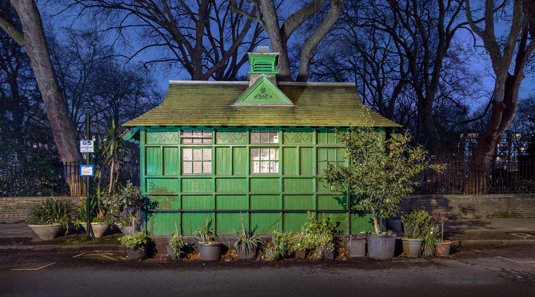 Green London Cabman's Shelter